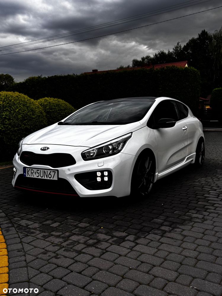 Kia Proceed