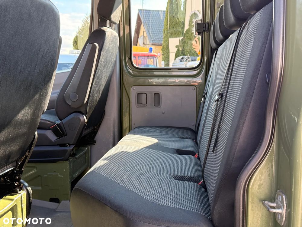 Mercedes-Benz SPRINTER 210 CDI DOKA SKRZYNIA 6-OSOBOWY - 19