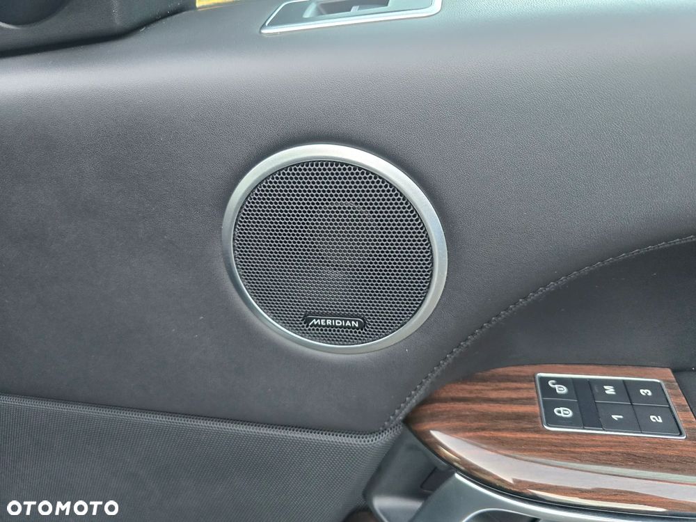 Land Rover Range Rover SDV6 Hybrid - 23