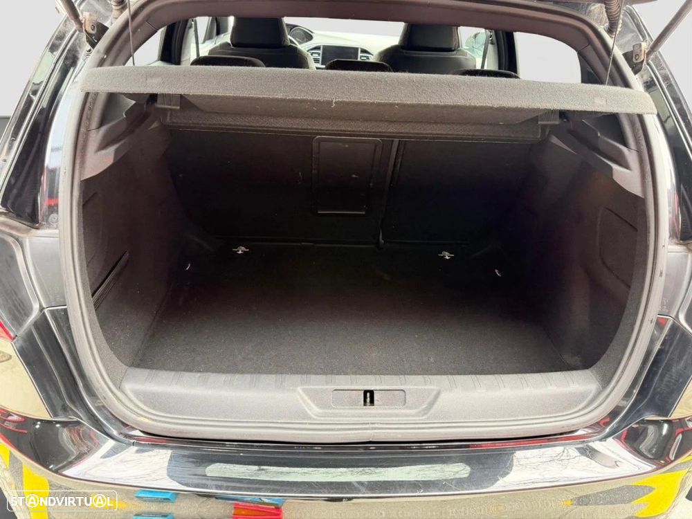 Peugeot 308 1.2 PureTech GT Line - 20