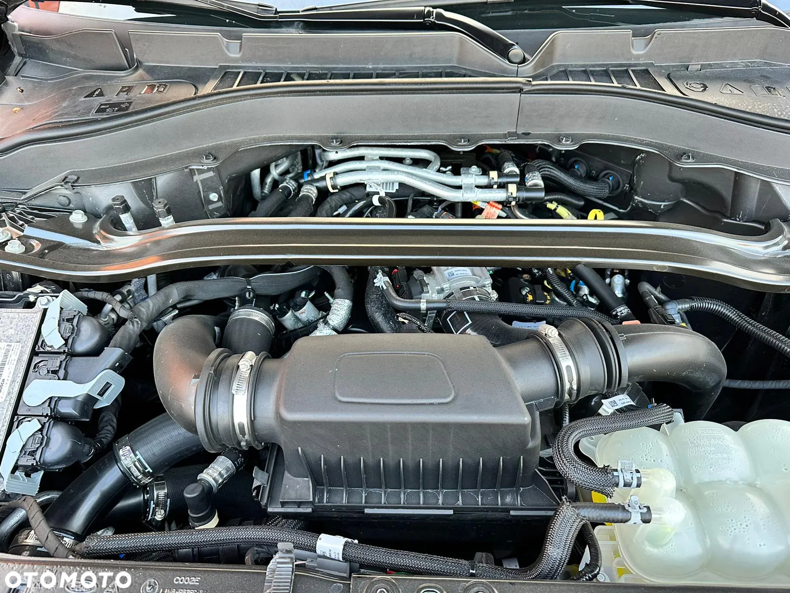 Ford Explorer - 33