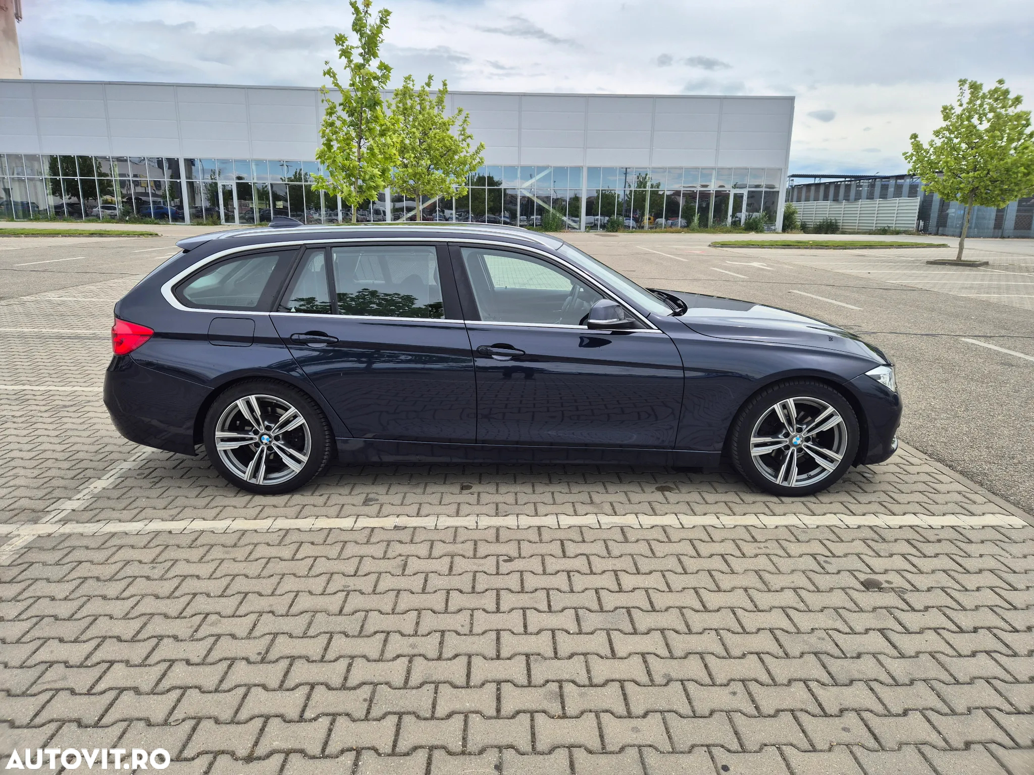 BMW Seria 3 320d Touring Aut. Efficient Dynamics Edition - 5