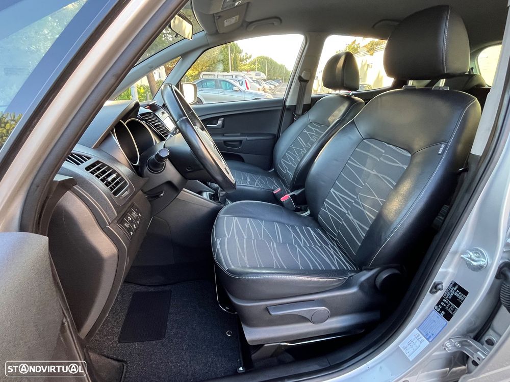 Kia Venga 1.4 CRDi ISG Prime - 17