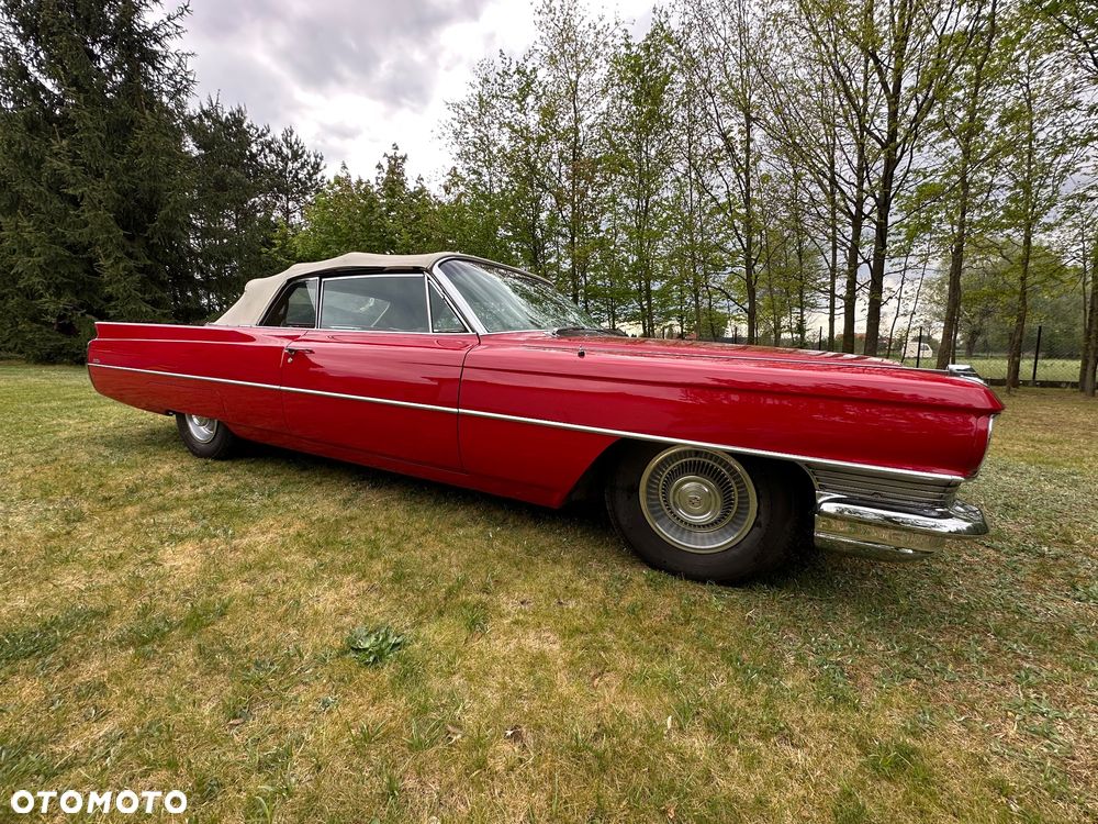 Cadillac Deville - 27