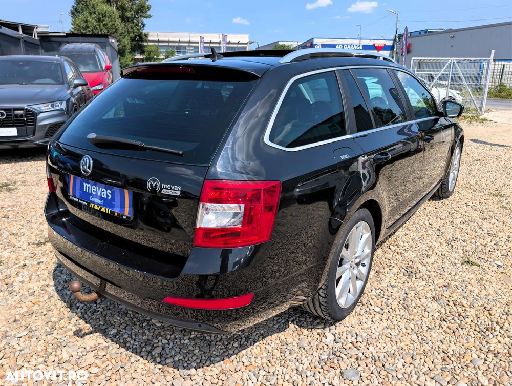 Skoda Octavia 1.6 TDI DSG Style - 9