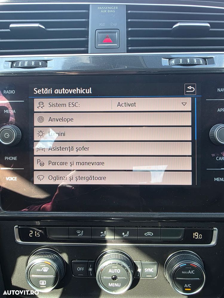 Volkswagen Golf - 13