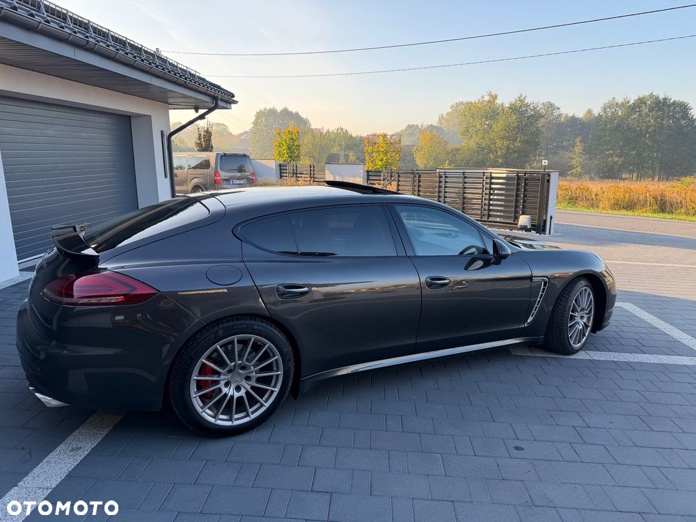 Porsche Panamera Turbo Executive - 5