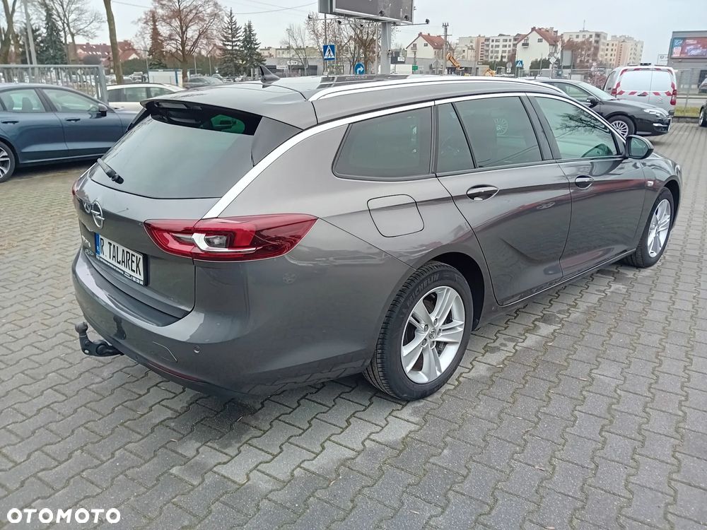 Opel Insignia - 10