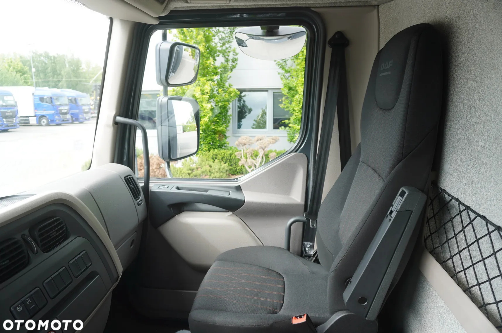 DAF LF 290 / Kontener 21 EPAL / 2021 - 22