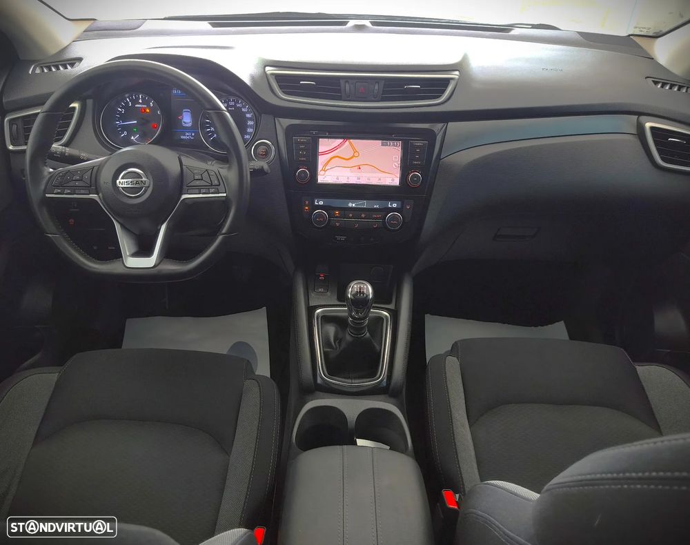 Nissan Qashqai 1.3 DIG-T N-Connecta J18 - 6