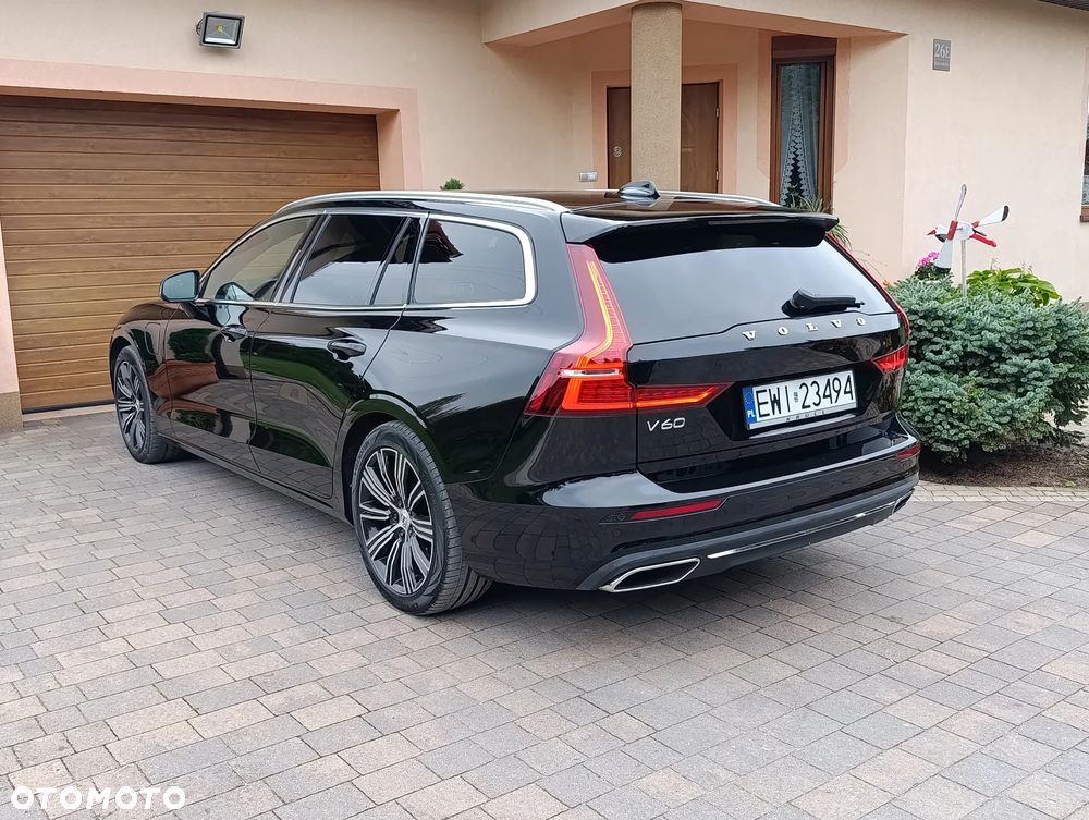 Volvo V60 T8 AWD Twin Engine Geartronic Inscription - 11