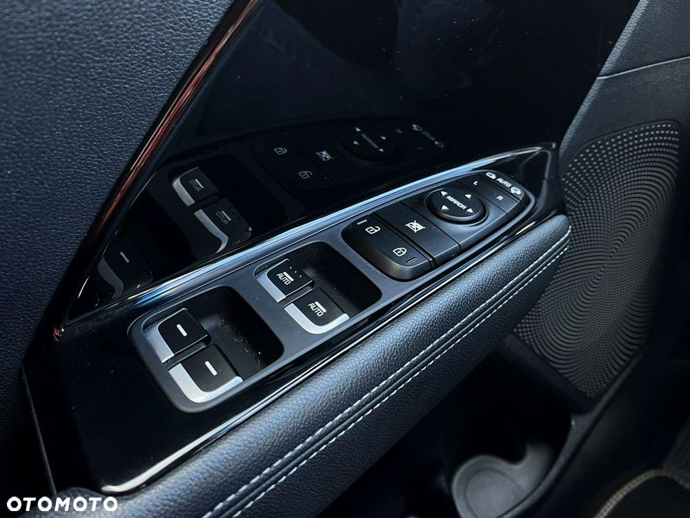 Kia Niro 1.6 GDI Hybrid L Business Line - 14