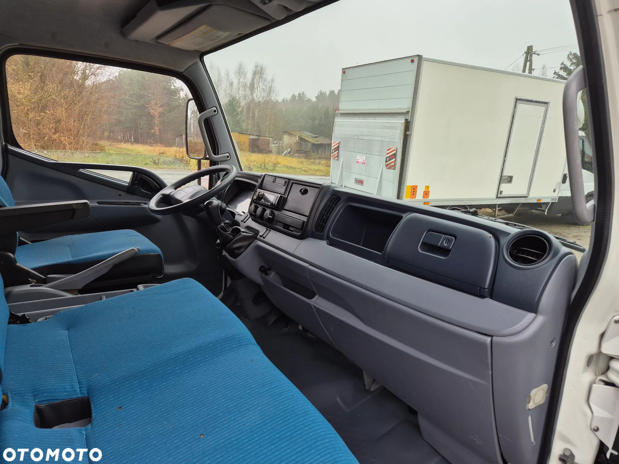 Mitsubishi CANTER 35C13 KONTENER 5 METRA  MEBLOWY SPROWADZONY - 11