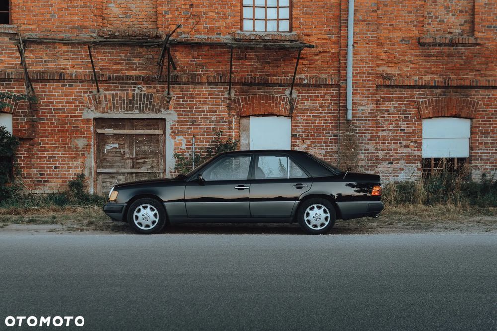 Mercedes-Benz W124 (1984-1993) - 2