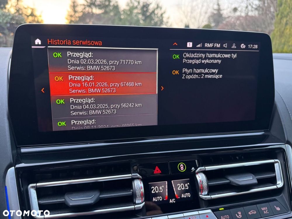 BMW Seria 8 - 39