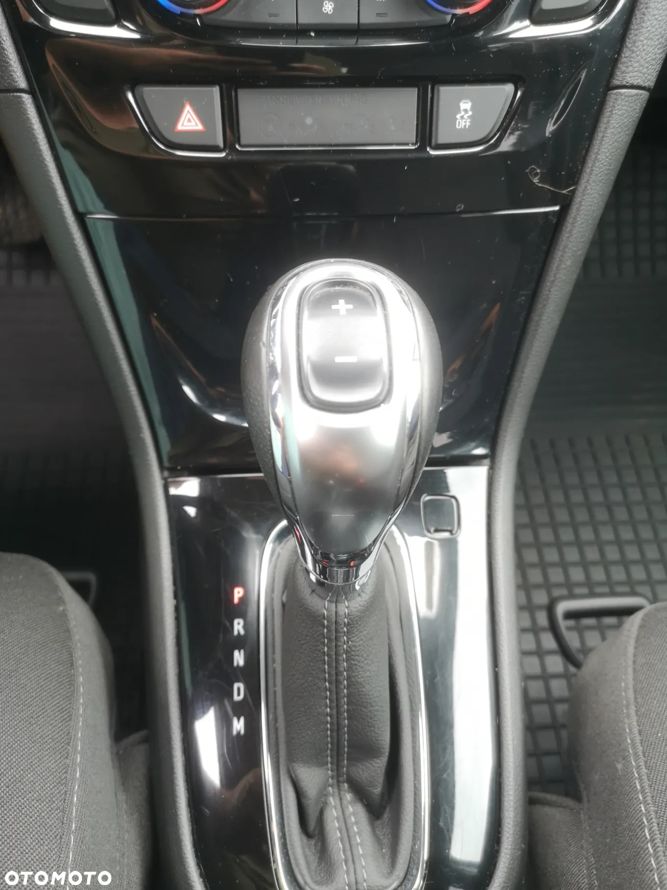 Opel Mokka X 1.4 T Enjoy - 16