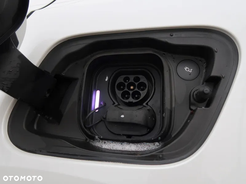 Volvo C40 - 32