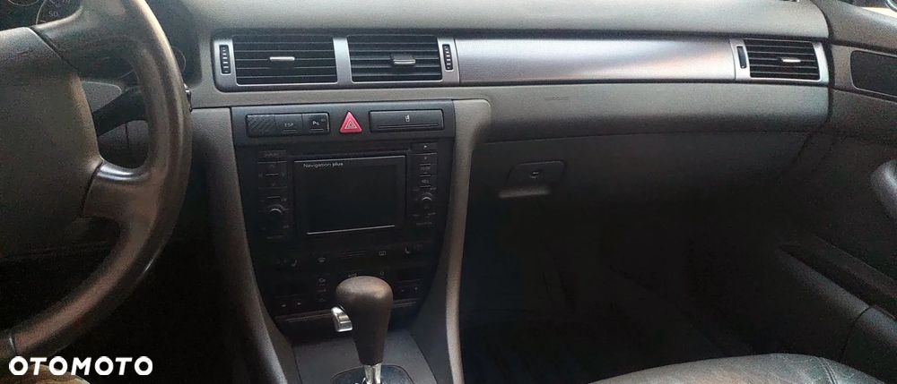 Audi A6 Avant - 11