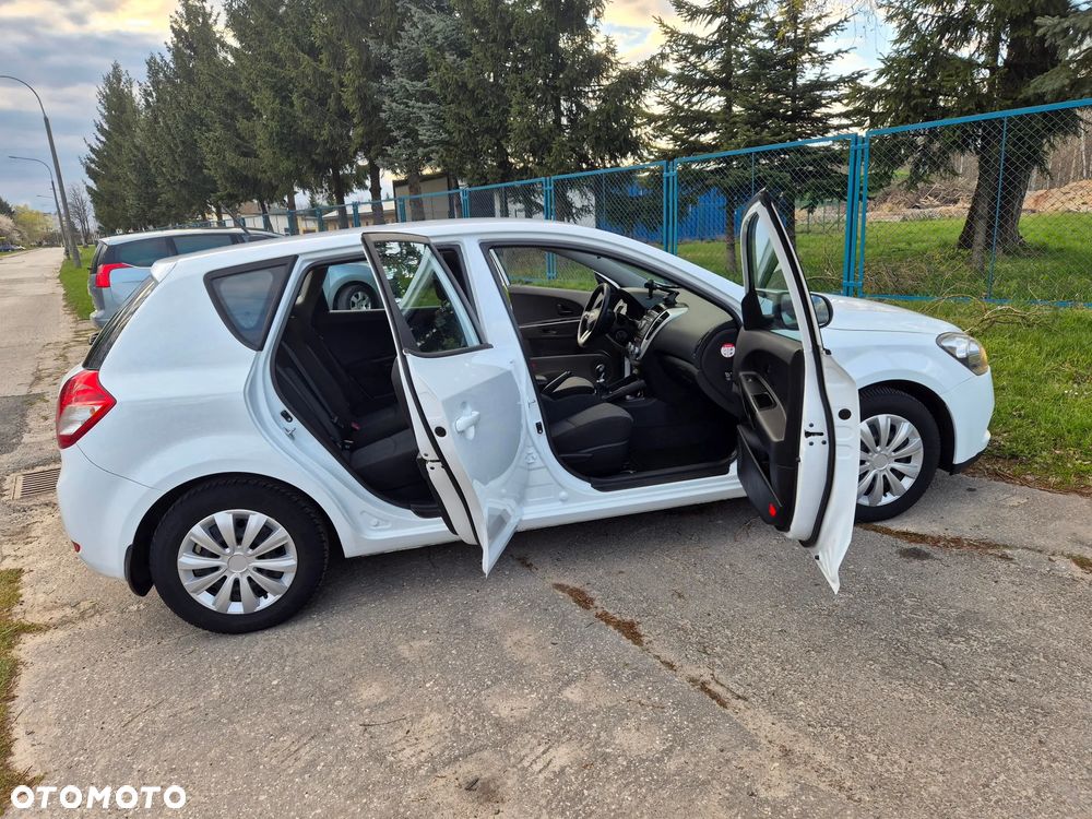 Kia Ceed 1.4 Comfort + - 9