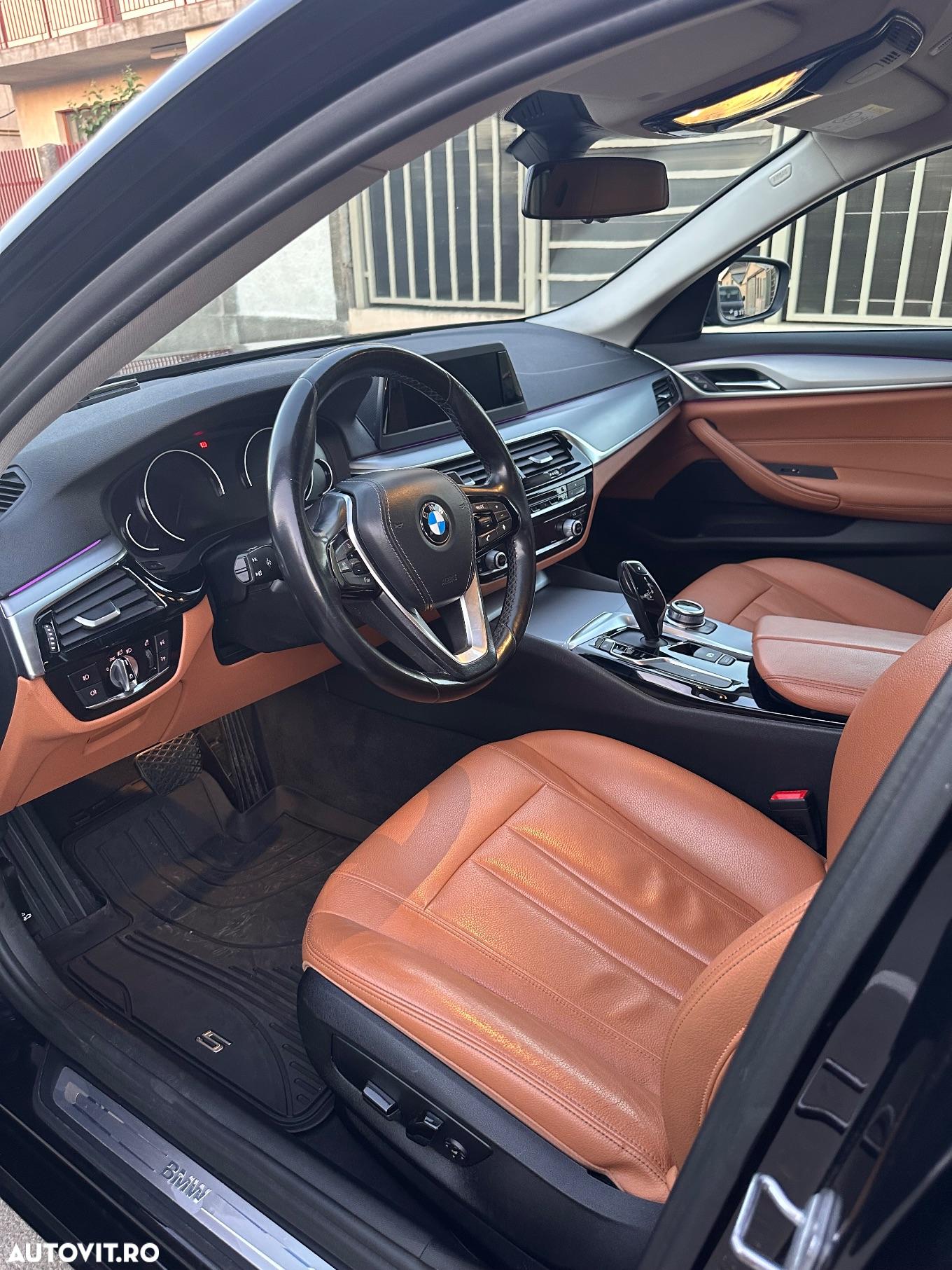 BMW Seria 5 520d xDrive AT - 8