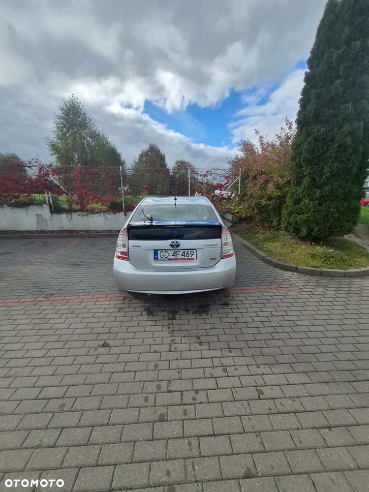 Toyota Prius 2010 photo 4