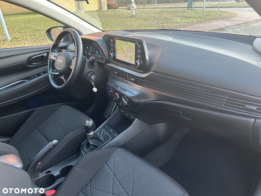 Hyundai Bayon 1.2 Smart - 15