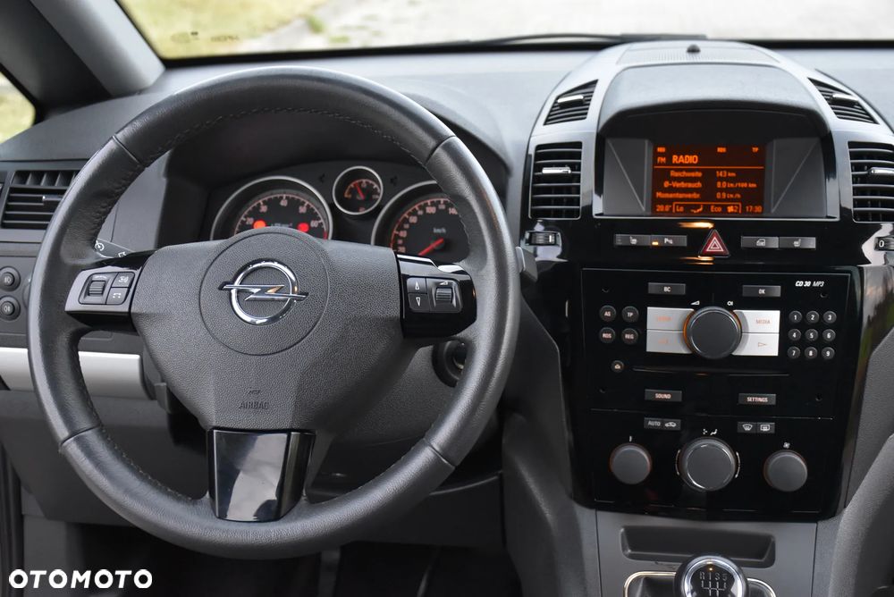Opel Zafira 1.8 Innovation - 22