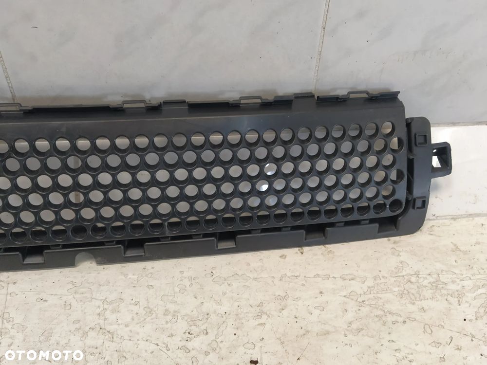 LAND ROVER DEFENDER II L663 GRILL ATRAPA CHŁODNICY ORYGINAŁ - 5