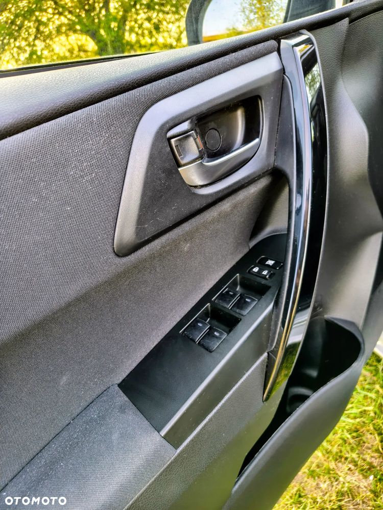 Toyota Auris 1.6 Premium - 18