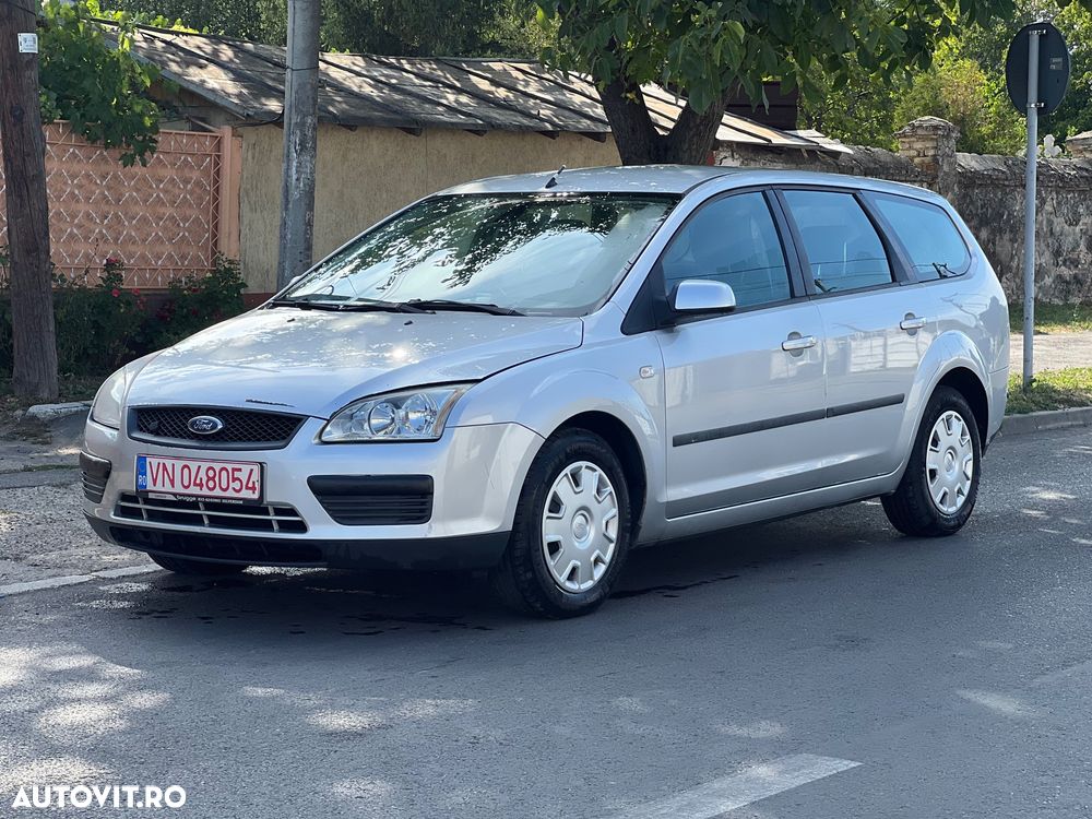 Ford Focus 1.6 16V Titanium - 1
