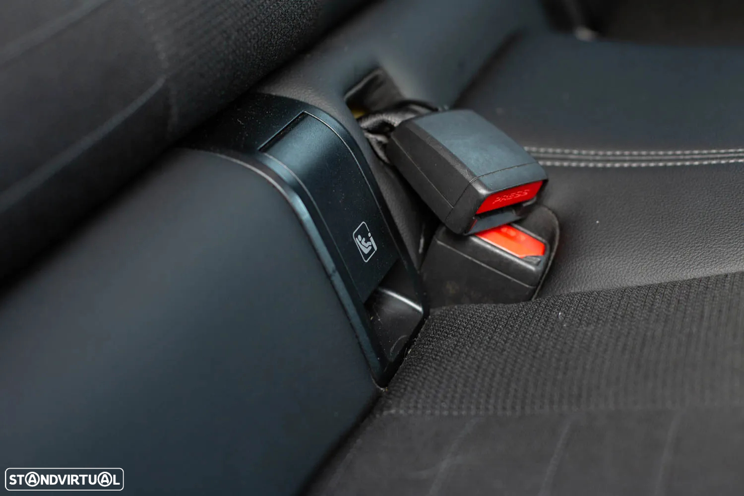 BMW i4 eDrive40 - 34