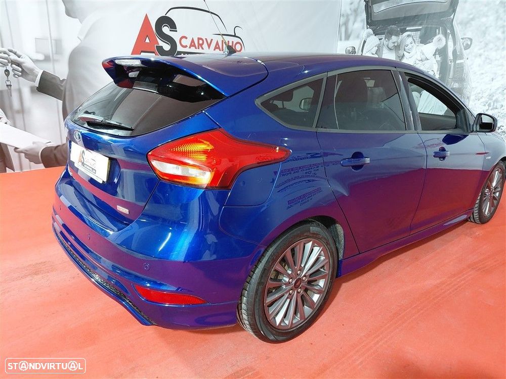 Ford Focus 1.0 EcoBoost ST-Line - 11