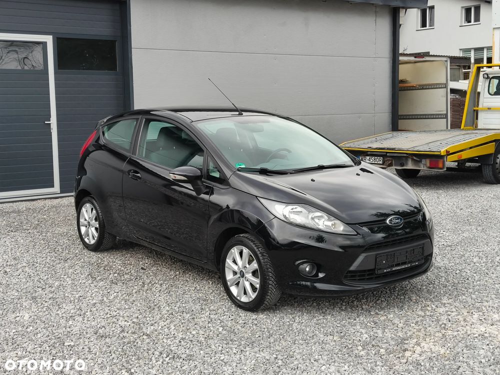 Ford Fiesta 1.25 Platinium X - 26