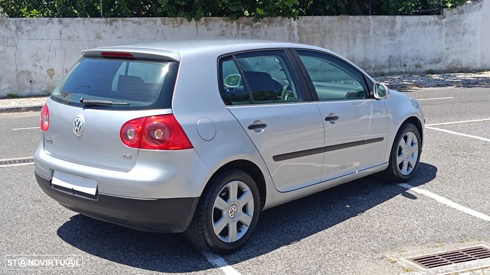 VW Golf 1.4 FSi Confortline - 4