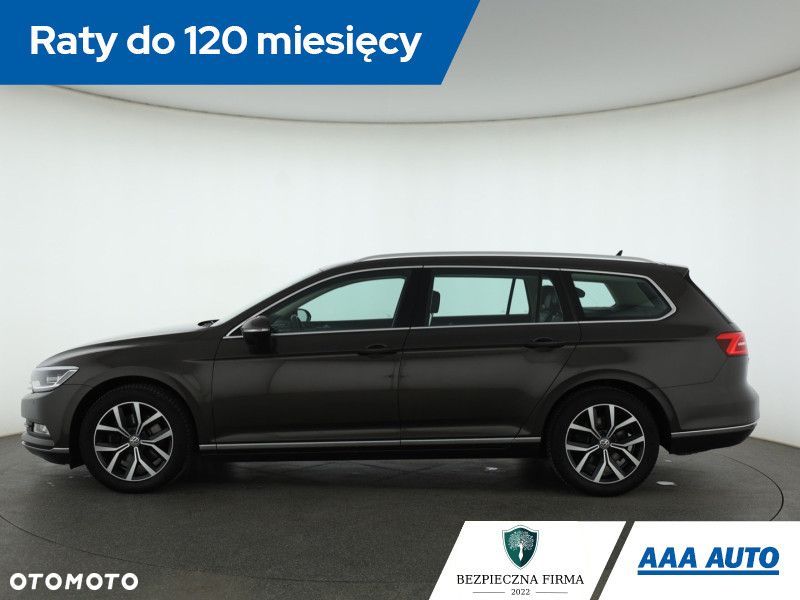 Volkswagen Passat Variant - 4