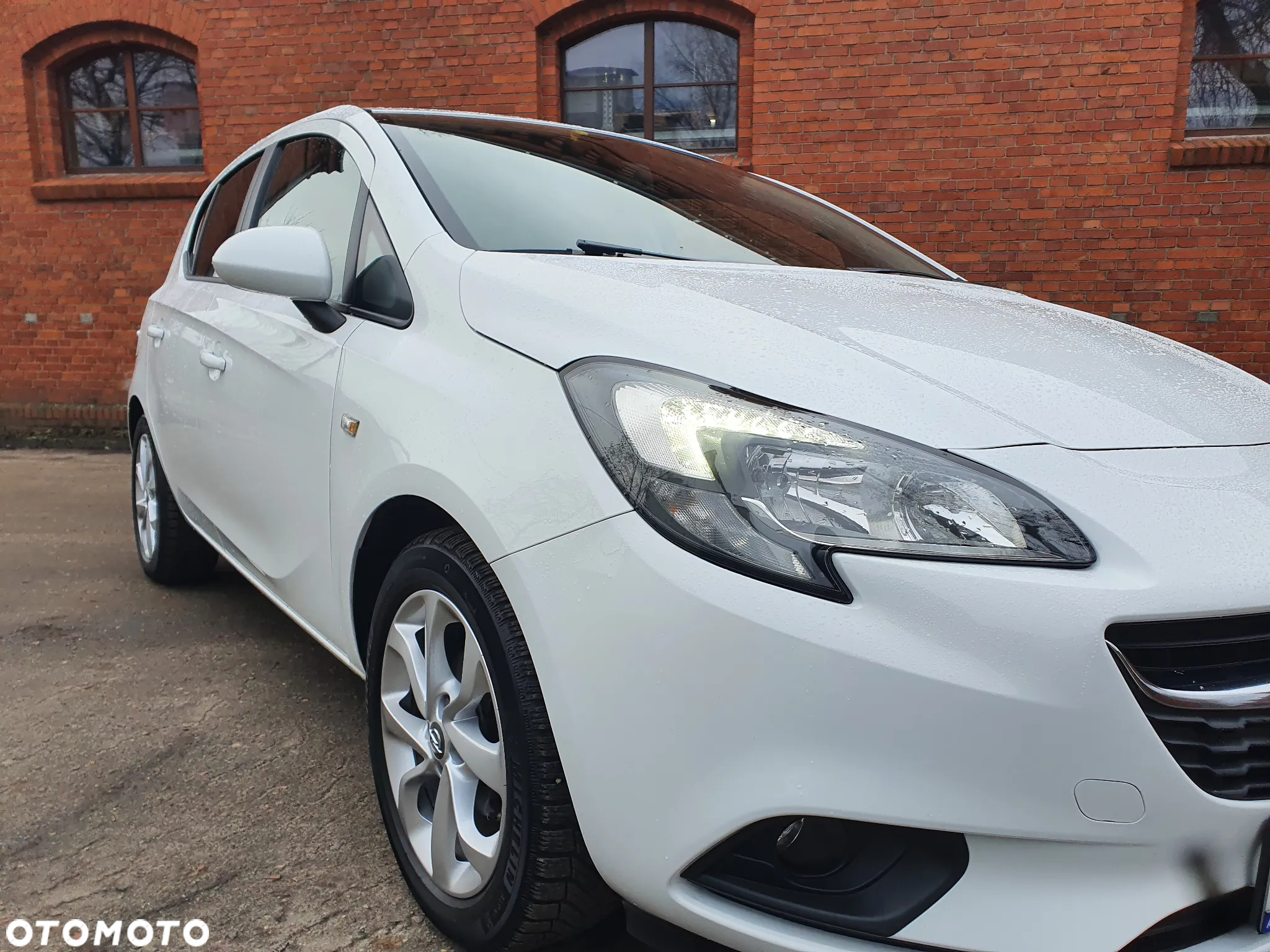 Opel Corsa 1.4 Cosmo - 2