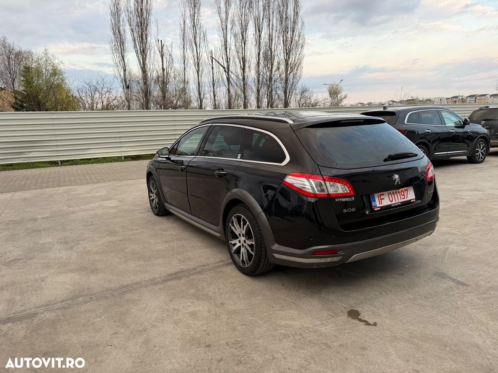 Peugeot 508 RXH Hybrid4 - 8