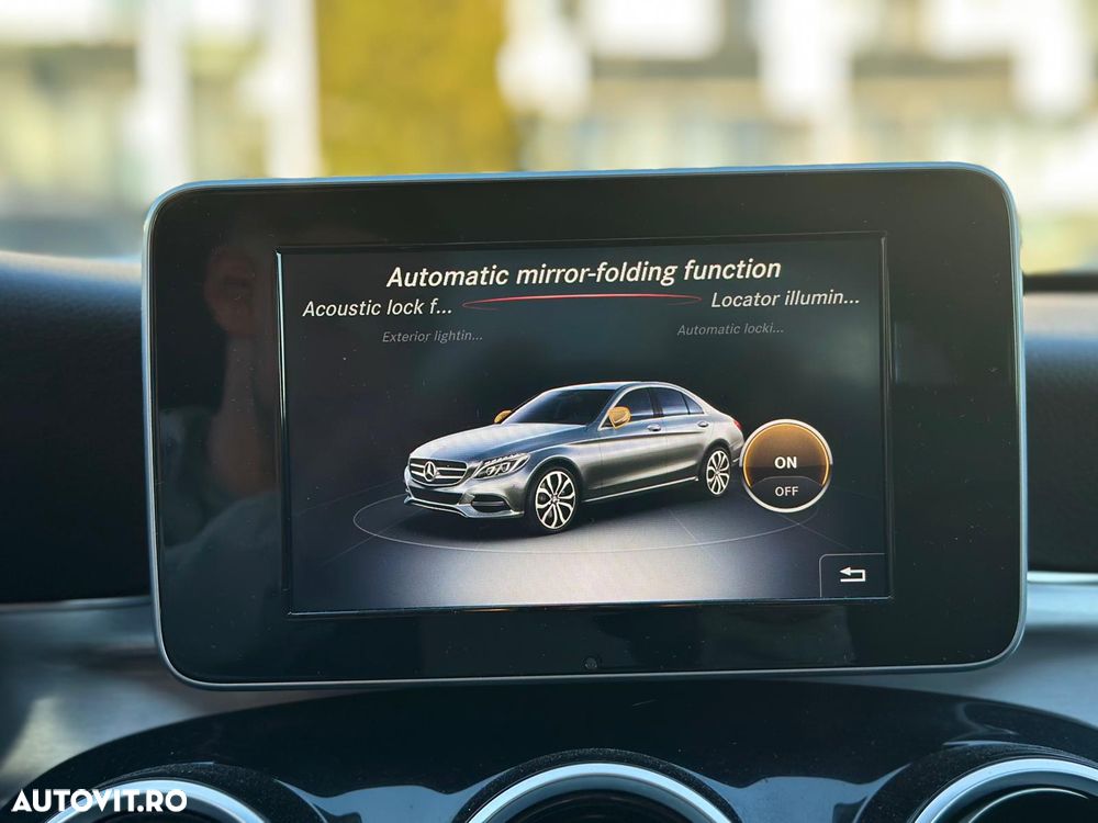 Mercedes-Benz C 220 CDI DPF Automatik BlueEFFICIENCY Avantgarde - 32