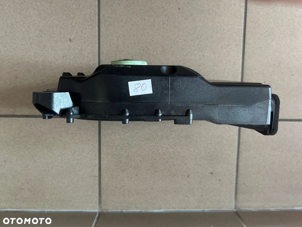 GŁOŚNIIK SUBWOOFER 61928910 BMW 1 E87 E81 - 3