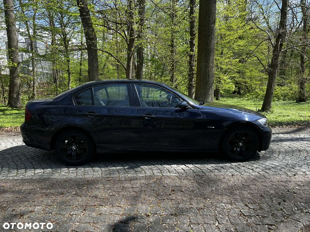 BMW Seria 3 320i - 2