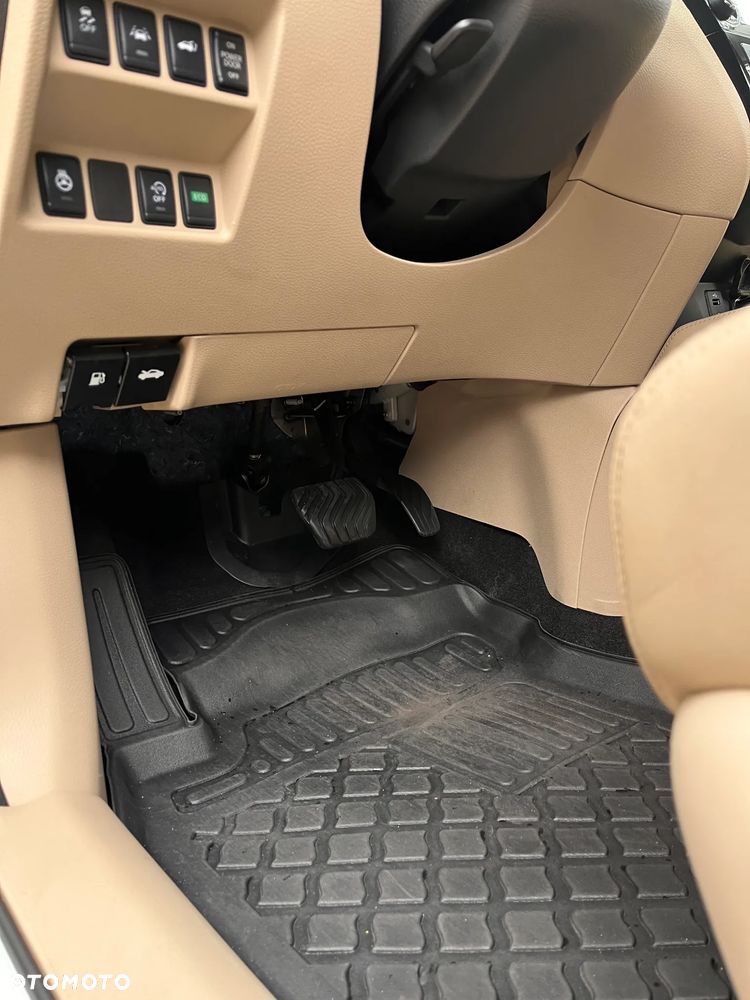 Nissan X-Trail 1.7 dCi Tekna 4WD Xtronic - 9