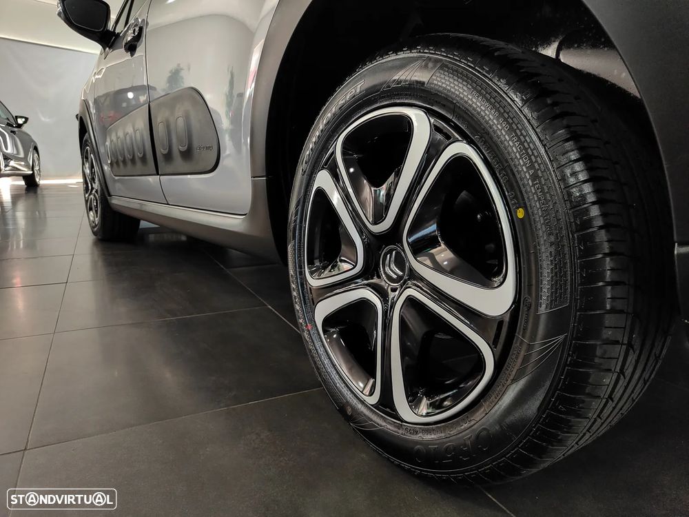 Citroën C3 1.2 PureTech Shine Pack - 28