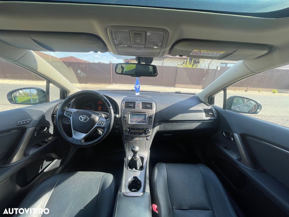 Toyota Avensis 2.2 D-CAT Elegance - 15