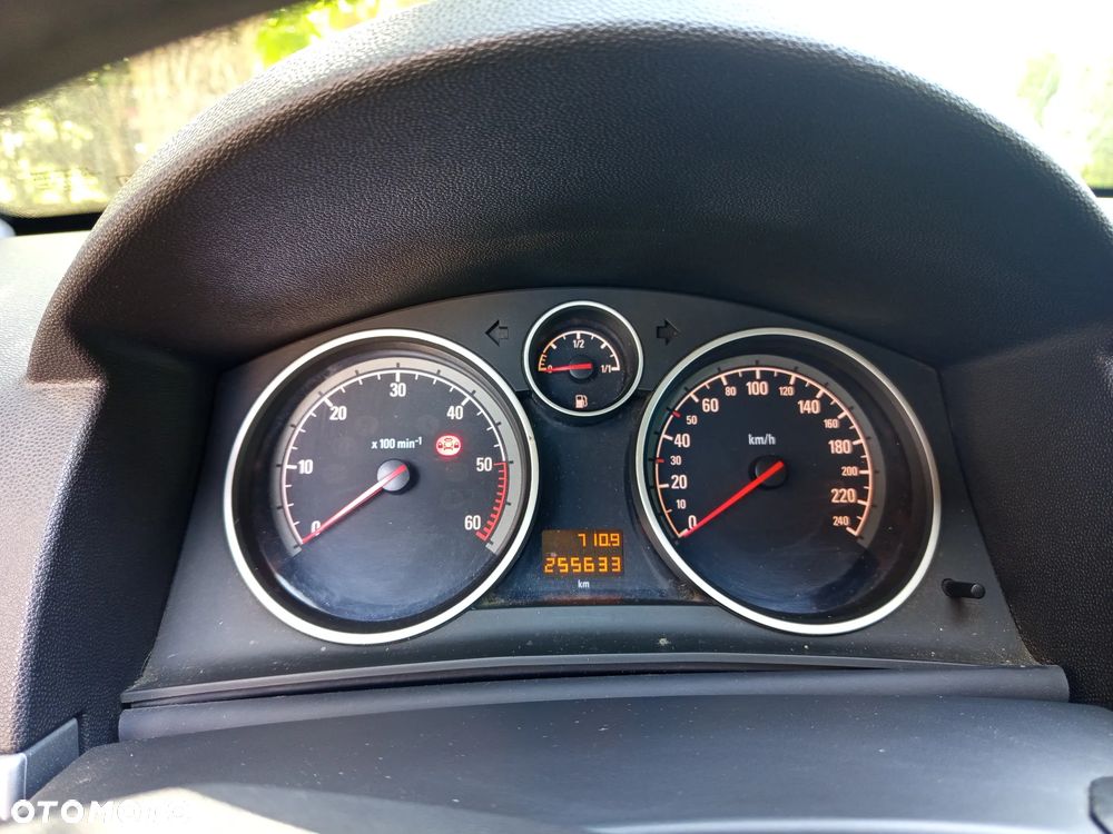 Opel Astra 1.7 CDTI ecoFLEX - 9