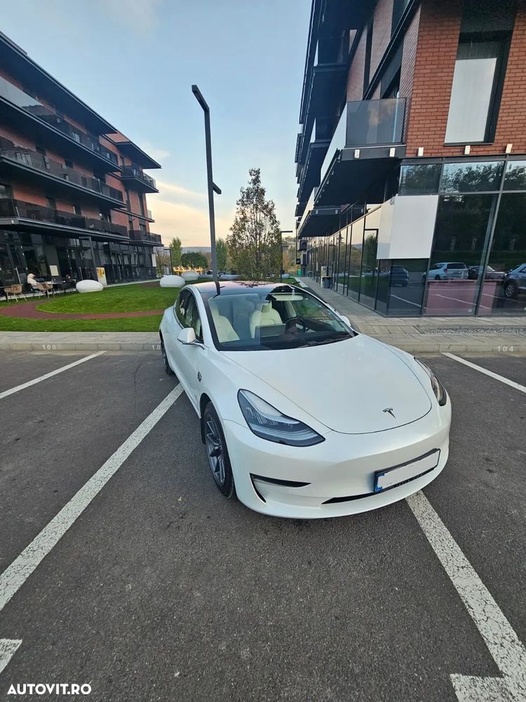 Tesla Model 3 Langstreckenbatterie Allradantrieb Dual Motor - 10