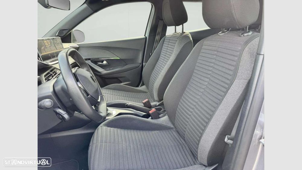 Peugeot 2008 1.2 PureTech Active - 12