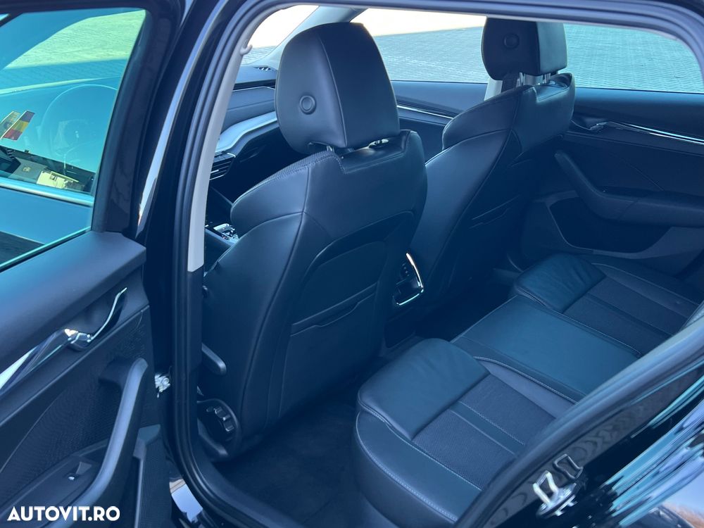 Skoda Octavia Combi 2.0 TDI DSG First Edition - 8