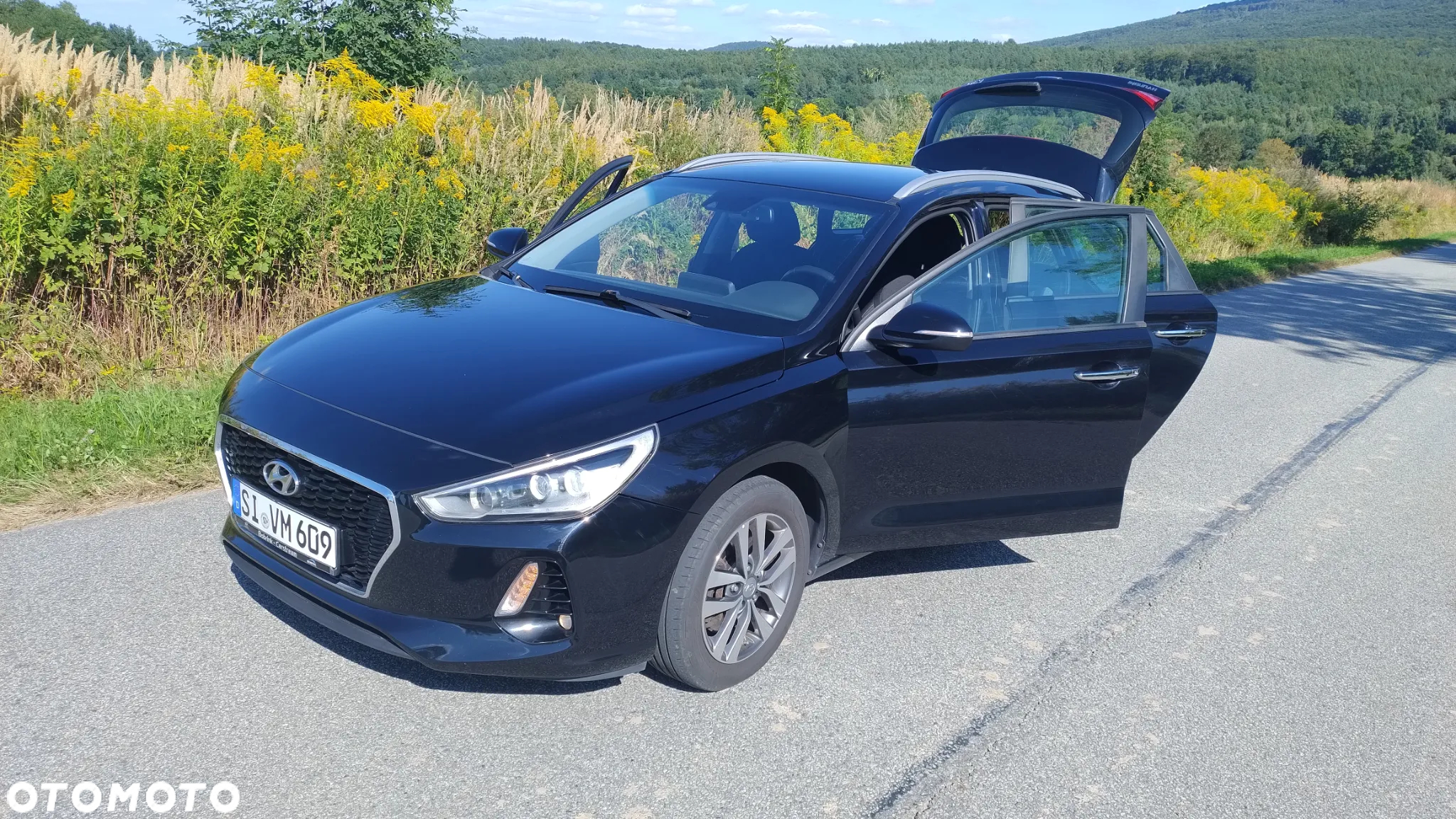 Hyundai i30 1.6 CRDi Classic + DCT - 4
