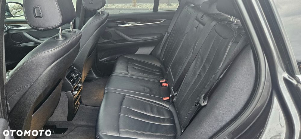 BMW X5 xDrive35i Edition Exclusive - 23