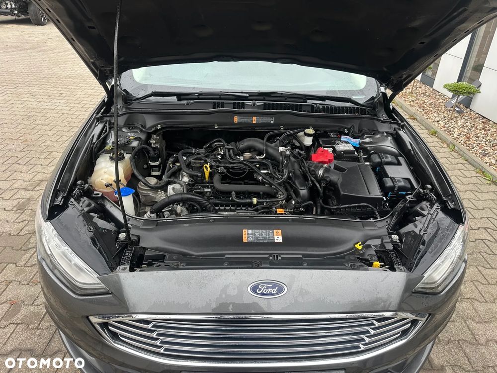 Ford Fusion - 15